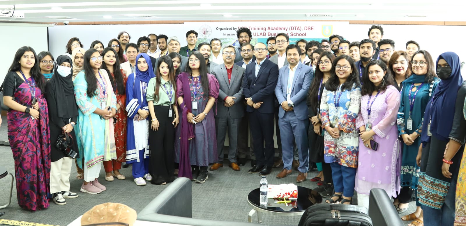 শিক্ষক ও শিক্ষার্থীদের নিয়ে পুজিবাজার কেন্দ্রিক শিক্ষা ও কর্মশালার আয়োজন